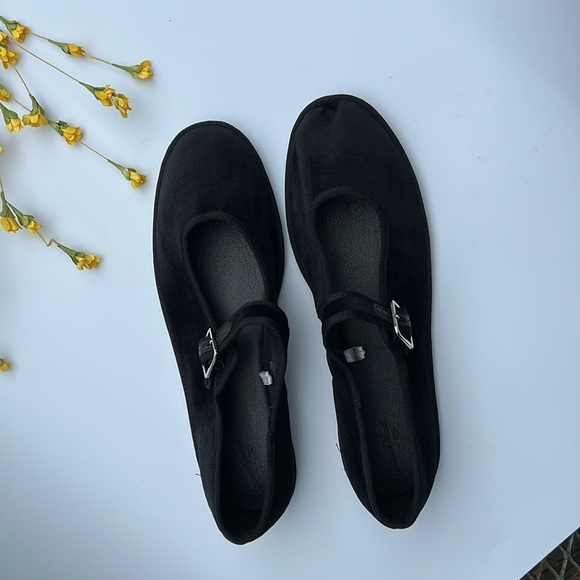 Universal Thread Halston Mary Jane Ballet Flats Black Velvet - Picture 8 of 16